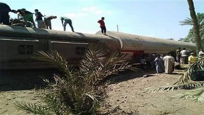 السكة الحديد: خروج 3 عربات من القطار 