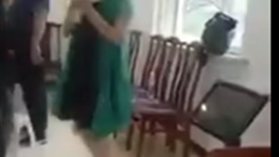 فيديو يرصد لحظة وفاة امرأة صينية أثناء إلقاء خطاب أمام حشد