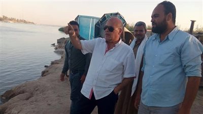 رئيس مركز سمالوط بالمنيا يتفقد أعمال إنشاء كوبري النيل العلوي