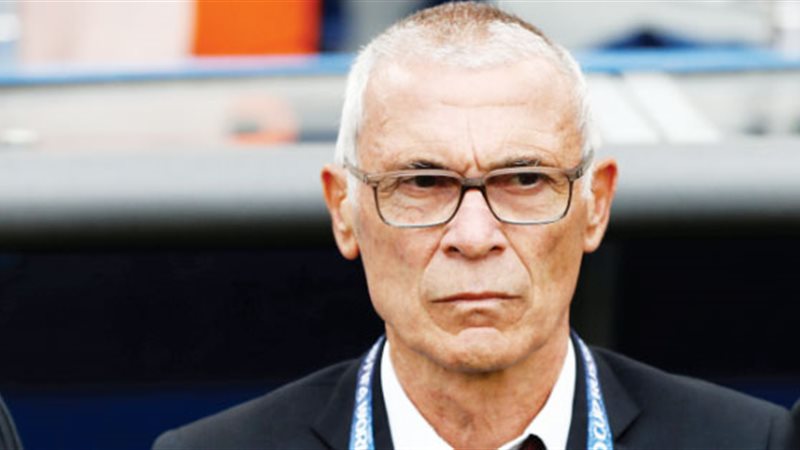 كوبر - مدرب منتخب