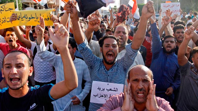 المتظاهرون العراقيون