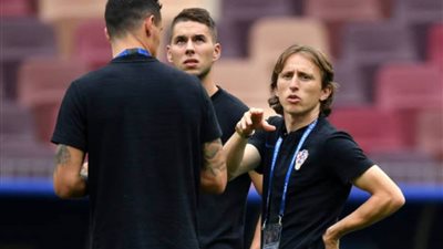 منتخب كرواتيا يصل ملعب كومبليكس استعدادًا لمواجهة فرنسا