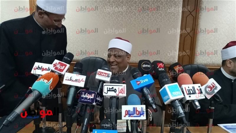 الدكتور عباس شومان