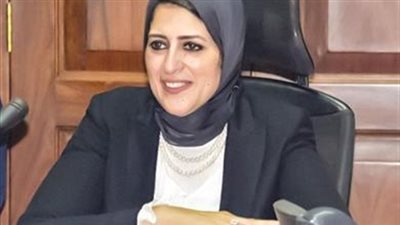 وزيرة الصحة: توقيع أقصى العقوبات على أي مسئول يقصر في خدمة المرضى