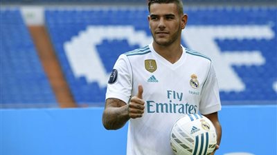 الماركا: ظهير ريال مدريد في طريقه للرحيل