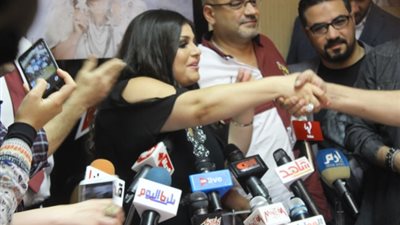 صور.. وعد البحرى: لهذا السبب غنيت في ألبومي الجديد مع ابني