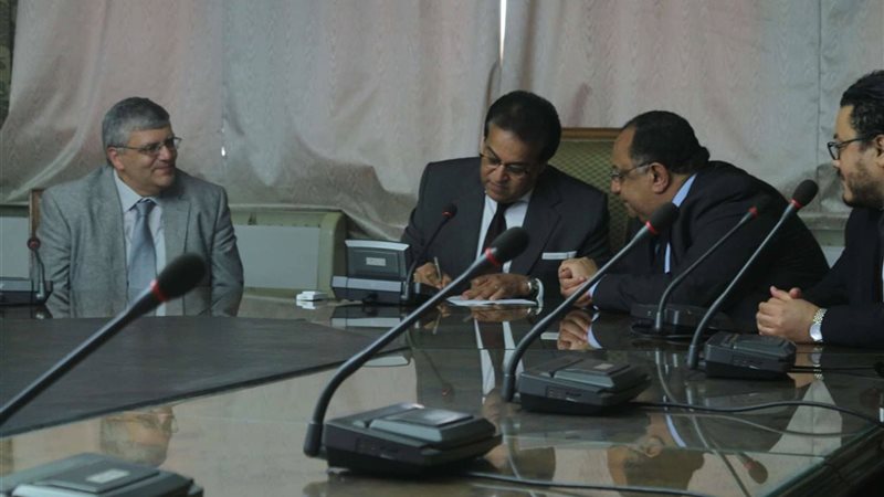 خالد عبدالغفار وزير