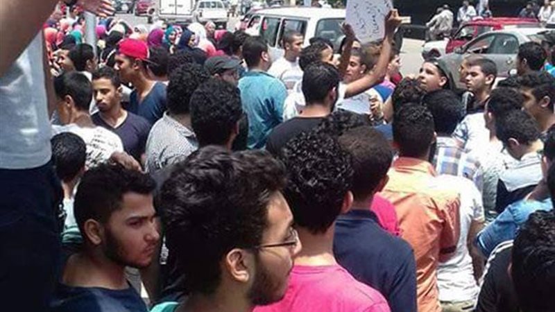 توافد على تقديم التظلمات-