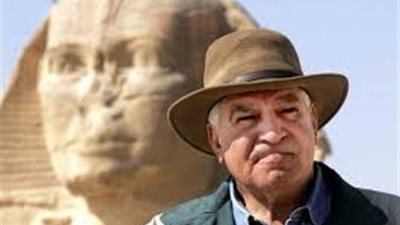 زاهي حواس يوضح حقيقة اكتشاف 