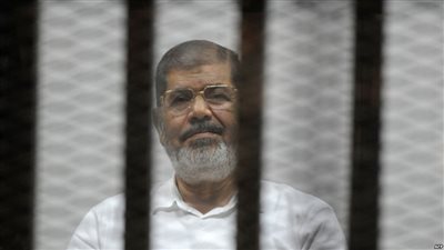اليوم.. إعادة محاكمة المعزول ومعاونيه في التخابر مع حماس