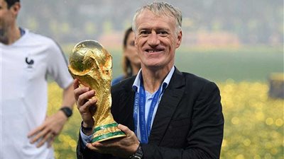 الاتحاد الفرنسي يتمسك ببقاء ديشامب حتي 2022