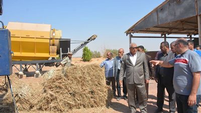 صور.. الوادي الجديد تبدأ صناعات الورق والأسمدة بـ مصنع المخلفات