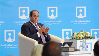 السيسي يجيب على استفسارات الشعب.. تعرف على أبرز 5 أسئلة في مبادرة 