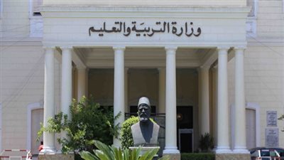 وزارة التعليم تنظم دورات تدريبية للمعلمين على المناهج الجديدة