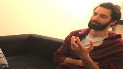 أحمد حاتم برفقة أمير كرارة في الساحل الشمالي 