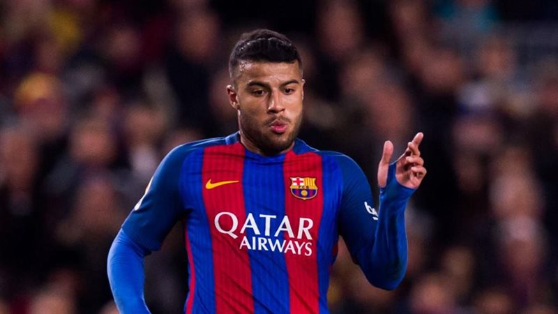رافينيا لاعب برشلونة