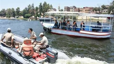 محافظ البحيرة: إزالة 42 قفصا سمكيا في حملة موسعة بنهر النيل