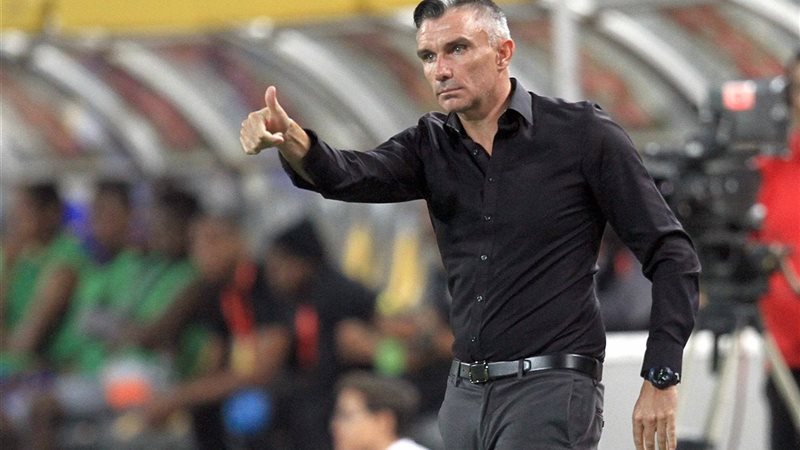 كارتيرون مدرب الأهلي