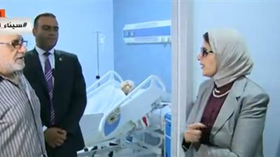 وزيرة الصحة تزور مرضى قوائم انتظار الجراحات الحرجة في مستشفى دار الشفاء