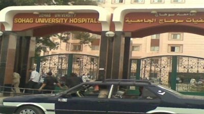 طبيب يتهم مواطن بـ التعدي عليه داخل مستشفى سوهاج الجامعي 