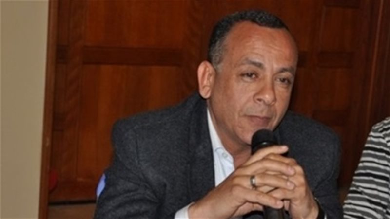 الدكتور مصطفى وزيرى