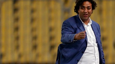 صورة.. تعليق ساخر من ميدو على رقصة الحضري