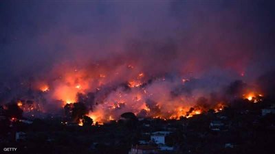 مقتل وإصابة 120 جراء حريق هائل في غابات اليونان 