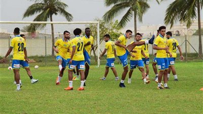  الإسماعيلي يواجه النصر العماني غدا في دورة صلالة الودية