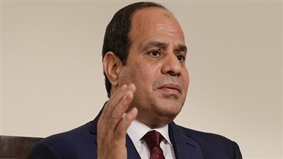 الرئيس السيسى للإعلاميين والمثقفين: اتكلموا فى اللى انتو عارفينه بس 
