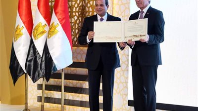 الرئيس التنفيذي لشركة سيمنز: أشعر بالفخر لإنجاز مشروعات فائقة الكفاءة في مصر
