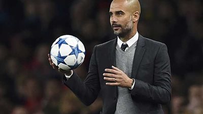 جوارديولا: لدينا لاعبين فى جميع المراكز