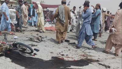 فيديو وصور.. تفجير كبير في باكستان ومصرع 24 شخصًا في يوم الانتخابات البرلمانية
