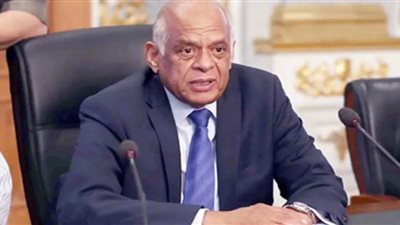 عبد العال يرفع جلسة البرلمان بشكل مفاجئ.. والسبب!