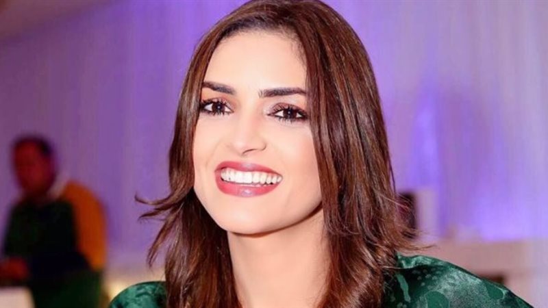  الفنانة  سميرة مقرون