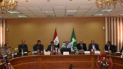 محافظ الشرقية يصدر توجيهات عمل للارتقاء بمنظومة الخدمات.. تعرف عليها 