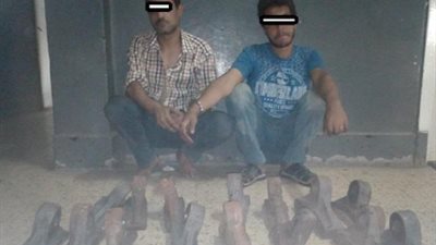 عاطلان يحاولان سرقة مهمات هيئة السكة الحديد بالزقازيق.. والأمن يضبطهما