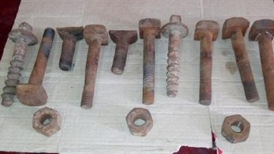 ضبط  محكوم عليه أثناء سرقة مهمات السكة الحديد بورشة طنطا
