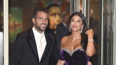 فيديو.. ميسى وزوجته يرقصان على أنغام 