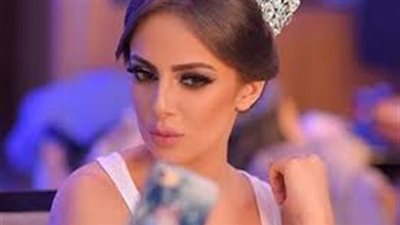 شاهد.. إسراء عبدالفتاح وخطفها للأنظار بطريقة مثيرة