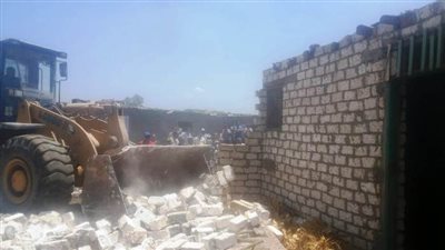 صور.. محافظ الشرقية: إزالة 65 حالة تعدِ خلال الموجة العاشرة
