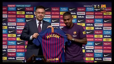 رسميا .. برشلونة يقدم مالكوم لوسائل الأعلام