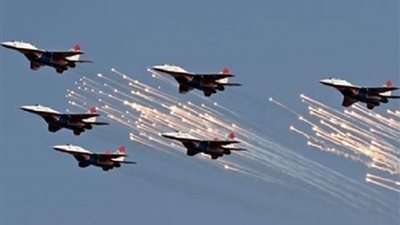 غارات جديدة على الحوثيين ردًا على استهداف ناقلة نفط فى البحر الأحمر 