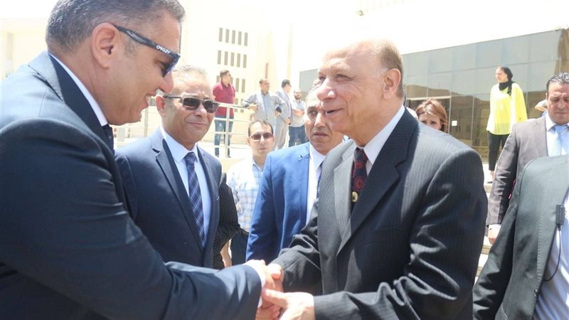 محافظ القاهرة المهندس