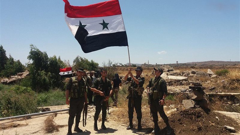 الجيش السوري يرفع