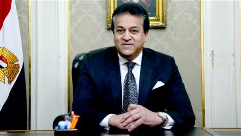 الدكتور خالد عبد