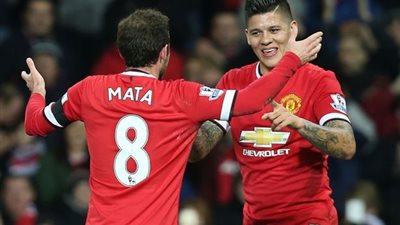 مدافع مانشستر يونايتد يقترب من الرحيل