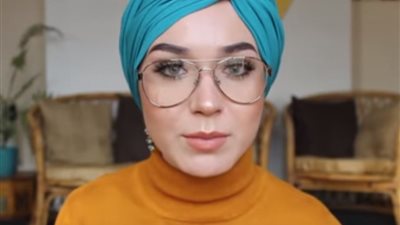 فيديو.. 6 نصائح للفات طرح تربون بالإيشارب الشيفون