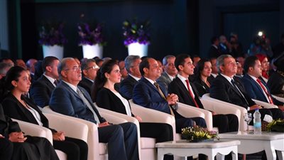 إنفوجراف| 10 جُمل قالها السيسي في المؤتمر الوطني السادس للشباب أشعلت السوشيال ميديا