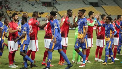 30 دقيقة.. التعادل السلبي مستمر بين الأهلي وتاونشيب في دوري أبطال إفريقيا