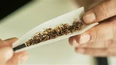ضبط عاطل بحوزته كميه من الحشيش المخدر في بنها 